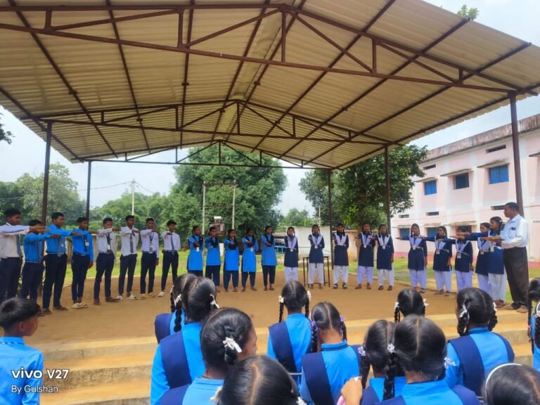 *शा.उ.मा.वि.हरवेल में हुआ छात्र संघ का गठन और शपथ ग्रहण*